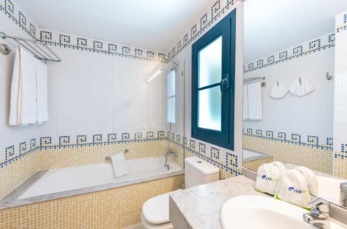 Ensuite bathroom at THB Tropical Island in Playa Blanca, Lanzarote. Travel with World Lifetime Journeys