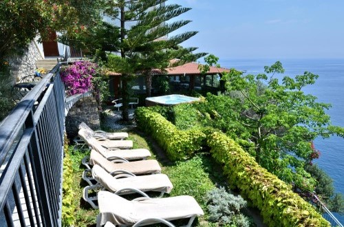 Beautiful garden at Hotel La Conca Azzurra in Amalfi, Italy. Travel with World Lifetime Journeys