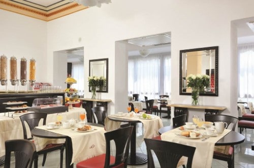 Breakfast room at Hotel President Viareggio in Italy. Travel with World Lifetime Journeys