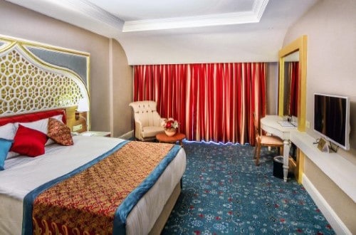 Double room at Royal Taj Mahal in Side, Turkey. Travel with World Lifetime Journeys