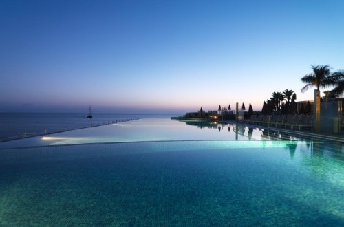 Endless pool at Marina Suites in Puerto Rico, Gran Canaria. Travel with World Lifetime Journeys