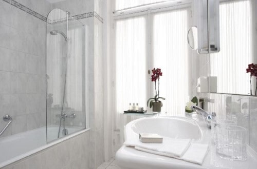 Ensuite bath at Hotel Le Plaza Brussels, Belgium. Travel with World Lifetime Journeys