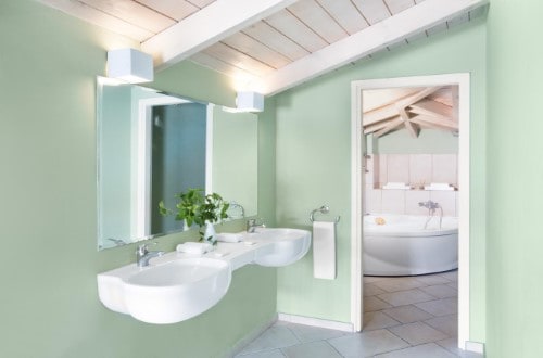 Ensuite bathroom at Grecotel Plaza Spa Apartments in Rethymno, Crete. Travel with World Lifetime Journeys