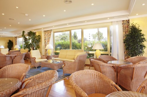 Hotel lounge at Grupotel Maritimo in Alcudia, Mallorca. Travel with World Lifetime Journeys