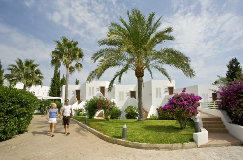 Hotel patio at Mar Hotels Ferrera Blanca in Cala d' Or, Mallorca. Travel with World Lifetime Journeys