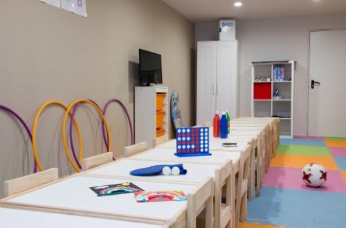 Kids club at Oh!tels Roquetas. Travel with World Lifetime Journeys