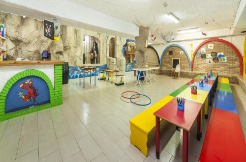 Kids club at Hotel Los Patos Park in Benalmadena, Spain. Travel with World Lifetime Journeys