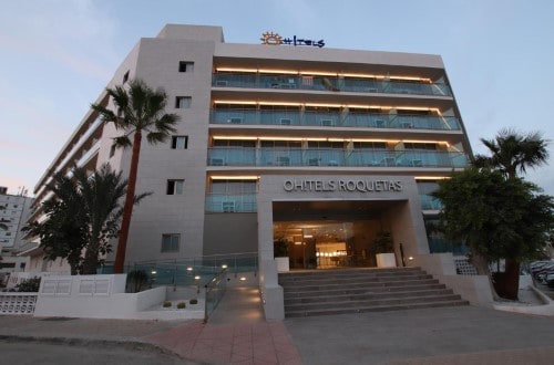 Main entrance at Oh!tels Roquetas. Travel with World Lifetime Journeys