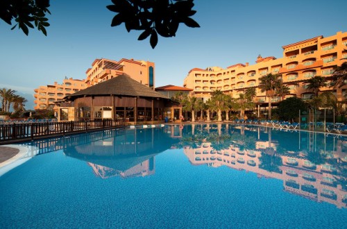 Outdoor pool at Elba Sara Beach in Caleta de Fuste, Fuerteventura. Travel with World Lifetime Journeys