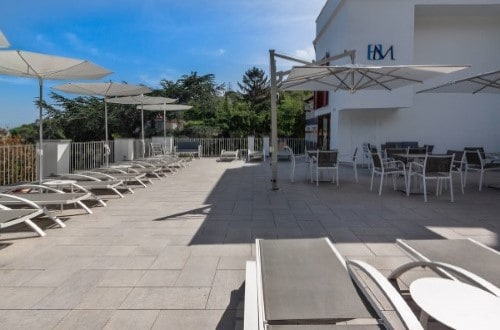 Outside terrace at Hotel Metropole in Sorrento, Italy. Travel with World Lifetime Journeys