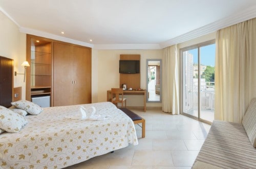 Double room at Mar Hotels Ferrera Blanca in Cala d' Or, Mallorca. Travel with World Lifetime Journeys