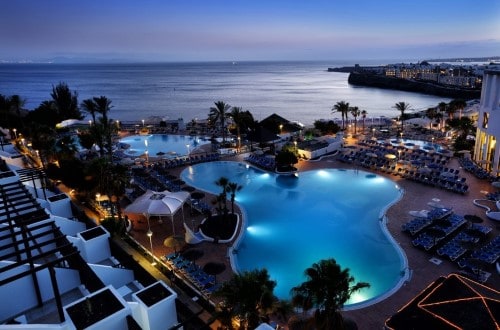 Hotel panorama at Sandos Papagayo Beach Resort in Playa Blanca, Lanzarote. Travel with World Lifetime Journeys