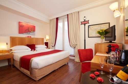 Double room at Hotel Waldorf Trocadero in Paris, France. Travel with World Lifetime Journeys