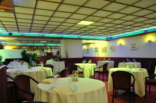 Bar area at Pineta Palace Hotel in Rome, Italy. Travel with World Lifetime Journeys