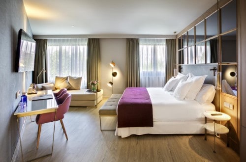 Double room at Barceló Emperatriz in Madrid, Spain. Travel with World Lifetime Journeys