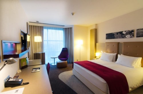 Double room at DoubleTree by Hilton in Oradea, Romania. Travel with World Lifetime Journeys