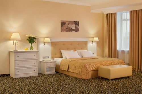 Double room at Hotel Prince Park in Moscow, Russia. Travel with World Lifetime Journeys