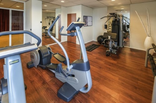 Fitness room at Mercure Hotel Amsterdam City in Netherlands. Travel with World Lifetime Journeys