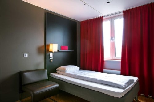 Single room at Comfort Hotel Xpress Youngstorget in Oslo, Norway. Travel with World Lifetime Journeys