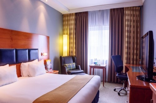 Double room at Holiday Inn London Brent Cross in United Kingdom. Travel with World Lifetime Journeys