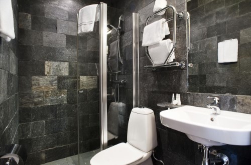 Ensuite bathroom at Hotel Hellsten in Stockholm, Sweden. Travel with World Lifetime Journeys