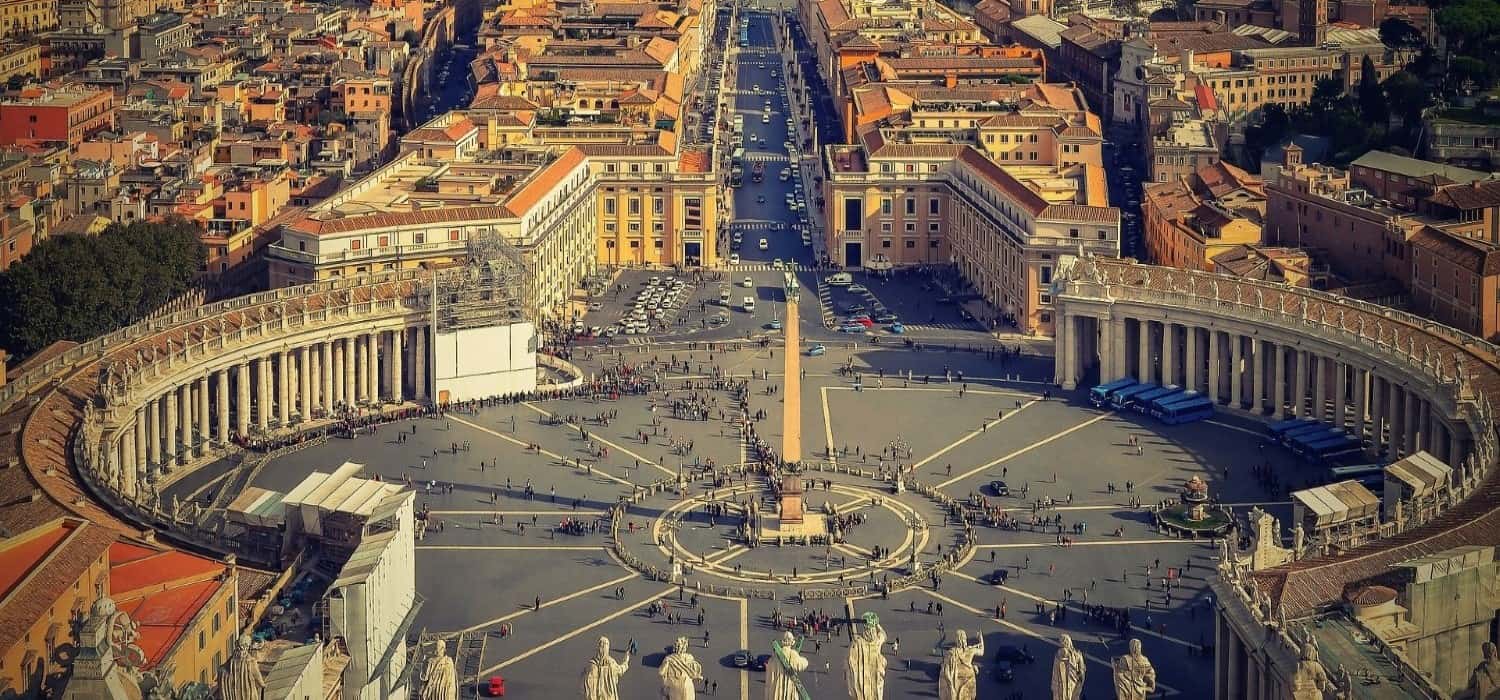 St. Peter's Square in Vatican, Rome, Italy. Travel with World Lifetime Journeys