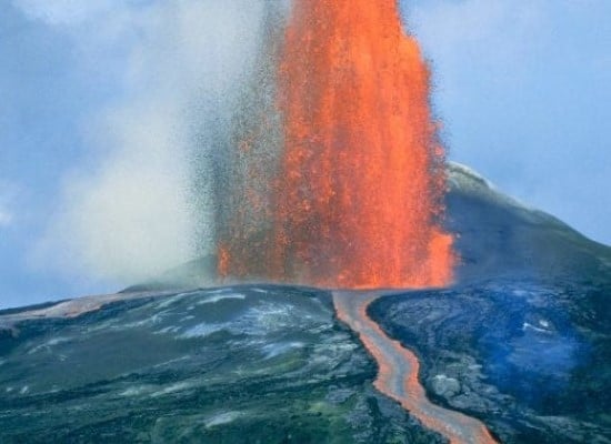 Scenic cruising Kilauea Volcano Circle Hawaii Cruise.Travel with World Lifetime Journeys