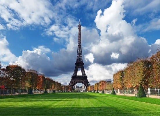 Valentines city break Paris. Travel with World Lifetime Journeys