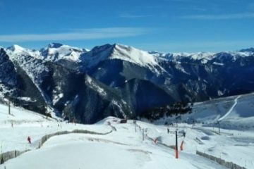 Winter mountain holiday Andorra offers product 500px. Travel with World Lifetime Journeys